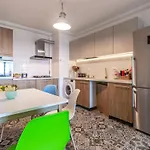 Cozy And Modern In Grand Park Apartment