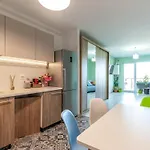 Apartment Cozy And Modern In Grand Park