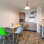 Cozy And Modern In Grand Park Apartment