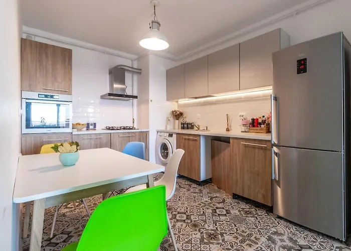 Cozy And Modern In Grand Park Διαμέρισμα