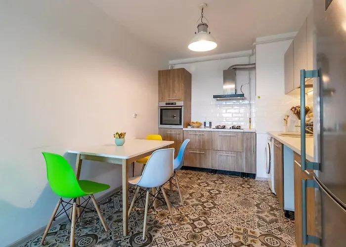 Cozy And Modern In Grand Park Διαμέρισμα